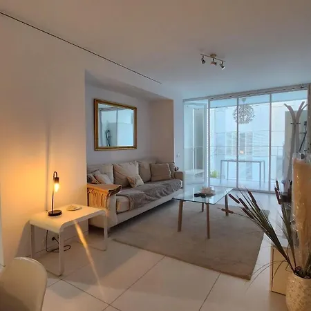 아파트 Ibiza - - Sleeps 4 - Parking - Pool