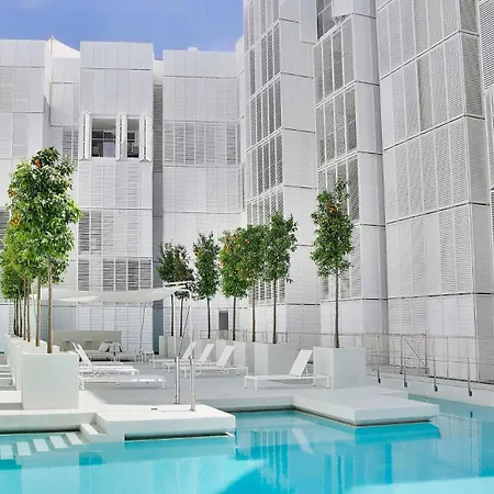 Ibiza - - Sleeps 4 - Parking - Pool شقة